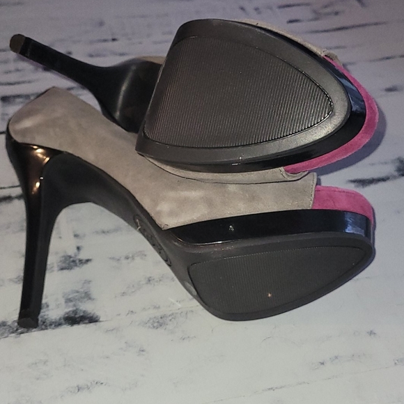 Jessica Simpson - Picture 2 of 5